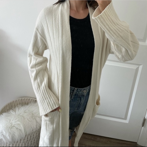 NEW Revolve weekend stories cardigan XXS - Picture 5 of 9